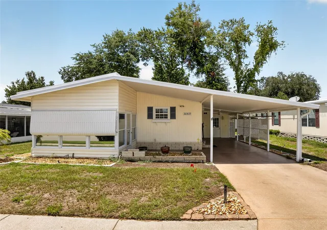 Photo 2 of Manufactured home for sale at 36419 Bonney Dr, Zephyrhills, FL 33541 | MLS# TB8527029 | Listing updated on 2026-09-22