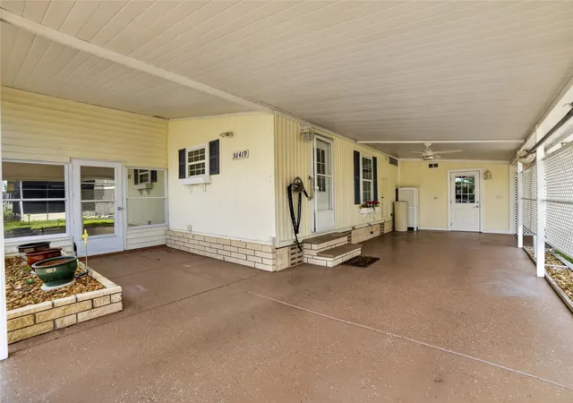 Photo 3 of Manufactured home for sale at 36419 Bonney Dr, Zephyrhills, FL 33541 | MLS# TB8527029 | Listing updated on 2026-09-22