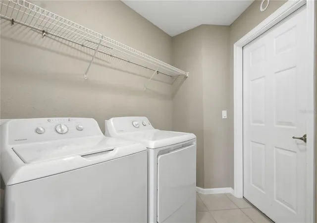 Homes for sale in Fort Myers, FL | 3010 Meandering Wy #101, Fort Myers, FL 33905 | MLS# O6423317