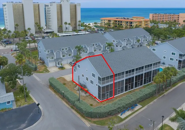 Homes for sale in Indian Rocks Beach, FL | 901 Harbour House Dr, Indian Rocks Beach, FL 33785 | MLS# TB8527032