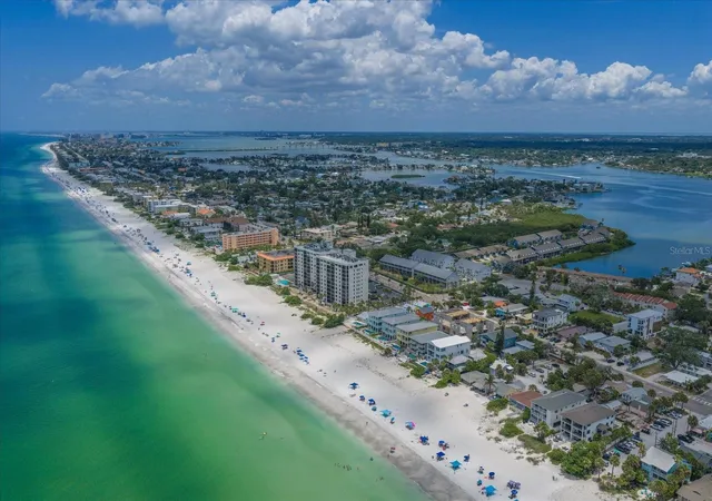 Homes for sale in Indian Rocks Beach, FL | 901 Harbour House Dr, Indian Rocks Beach, FL 33785 | MLS# TB8527032