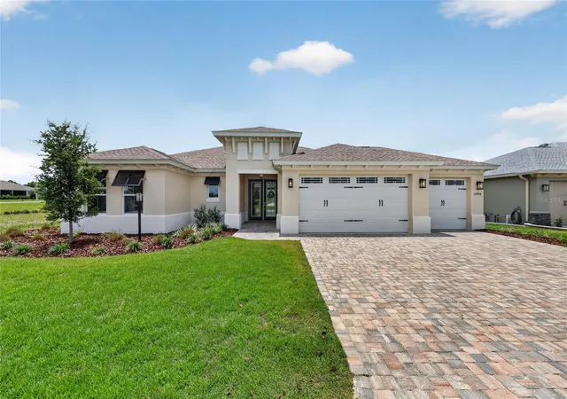 Photo 3 of Single family home for sale at 10706 Sw 99th Place, Dunnellon, FL 34432 | MLS# OM728084 | Listing updated on 2026-08-28