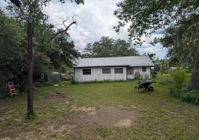 1st image of 20877 Se 143rd Pl, Umatilla, FL 32784 | MLS# A4699390