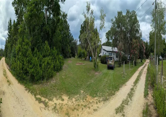 3rd image of 20877 Se 143Rd Pl, Umatilla, FL 32784 | MLS# A4699390