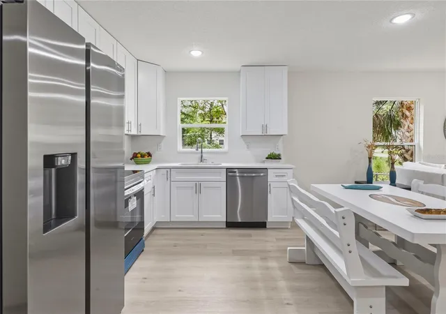 2nd image of 520 W Beresford Ave, Deland, FL 32720 | MLS# O6423329