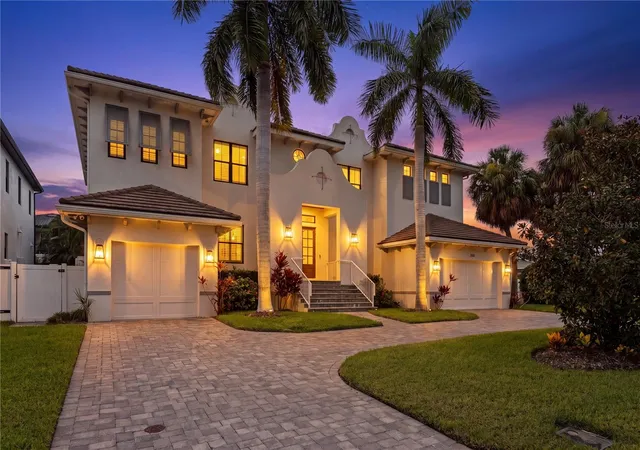 2nd image of 5015 W Longfellow Ave, Tampa, FL 33629 | MLS# TB8527041