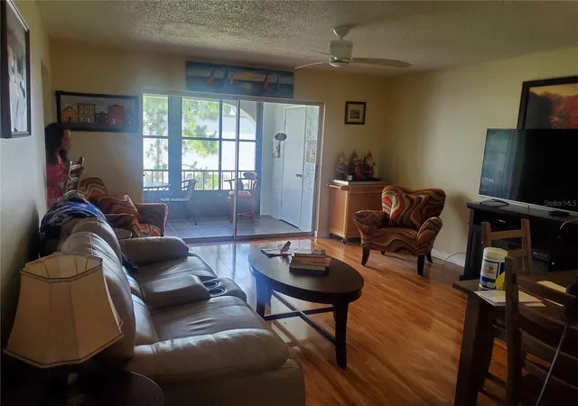 5th image of 7701 Starkey Rd #324, Seminole, FL 33777 | MLS# TB8527047
