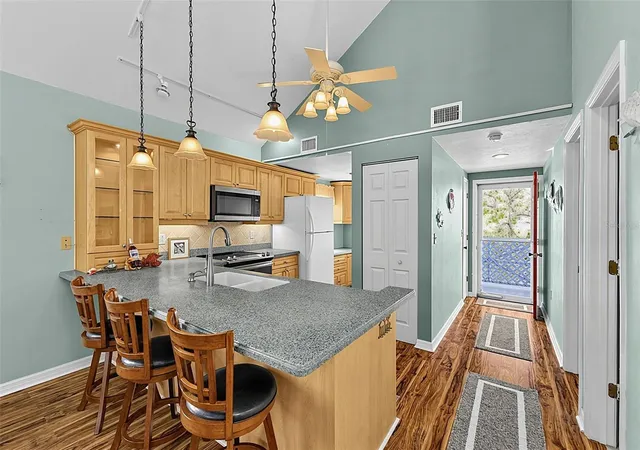 4th image of 6800 Placida Rd #281, Englewood, FL 34224 | MLS# D6148017