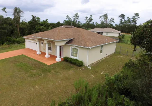 Photo 2 of Single family home for sale at 15747 Sw 47th Avenue Rd, Ocala, FL 34473 | MLS# OM728090 | Listing updated on 2026-09-02