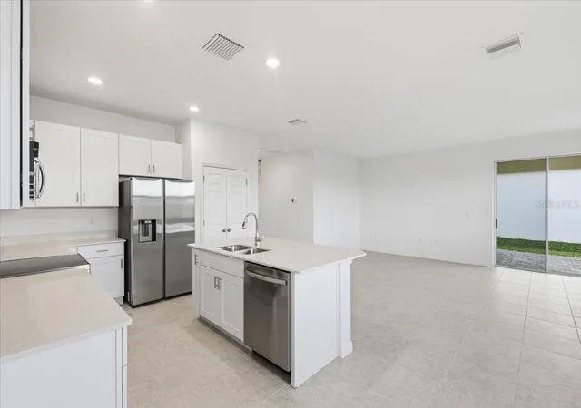 Photo 3 of Sale Pending at 167 Bottle Brush Dr, Haines City, FL 33844 | MLS# O6423360 | Listing updated on 2026-09-17