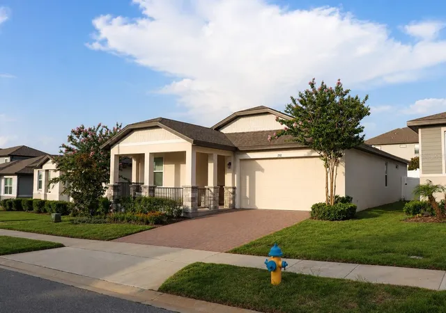 Photo 2 of Single family home for sale at 2312 Crossbow St, Clermont, FL 34715 | MLS# S5153296 | Listing updated on 2026-09-03