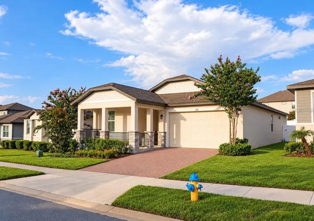 Photo 2 of Single family home for sale at 2312 Crossbow St, Clermont, FL 34715 | MLS# S5153296 | Listing updated on 2026-10-20