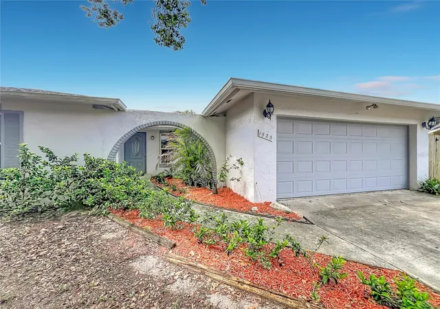 Homes for sale in Casselberry, FL | 1523 Canterbury Cir, Casselberry, FL 32707 | MLS# O6423372