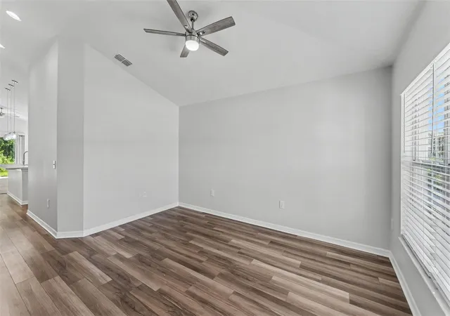 3rd image of 1268 Pintail Pl, Lakeland, FL 33813 | MLS# L4963355