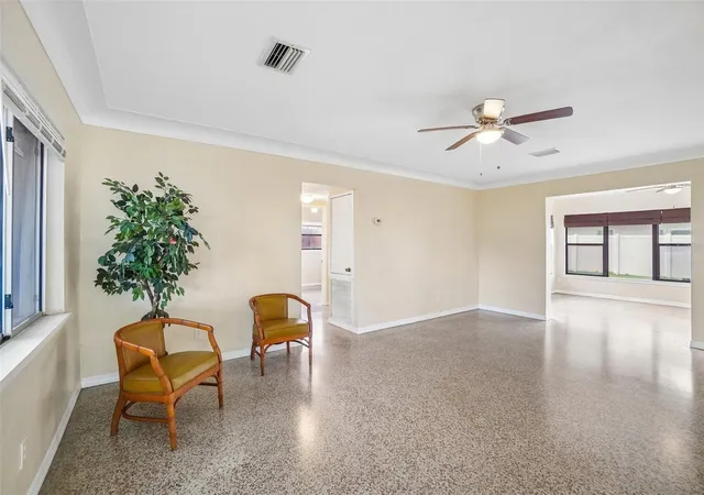 5th image of 1421 Temple St, Clearwater, FL 33756 | MLS# TB8527099