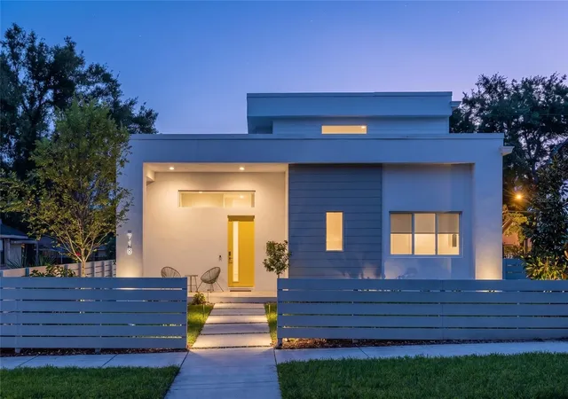 1st image of 718 14th Avenue S, Saint Petersburg, FL 33701 | MLS# TB8527101