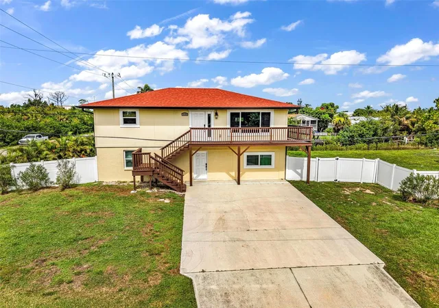 Photo 1 of Single family home for sale at 3129 Banyan Way, Punta Gorda, FL 33950 | MLS# C7528175 | Listing updated on 2026-08-17