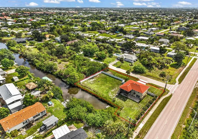 Photo 3 of Single family home for sale at 3129 Banyan Way, Punta Gorda, FL 33950 | MLS# C7528175 | Listing updated on 2026-08-17