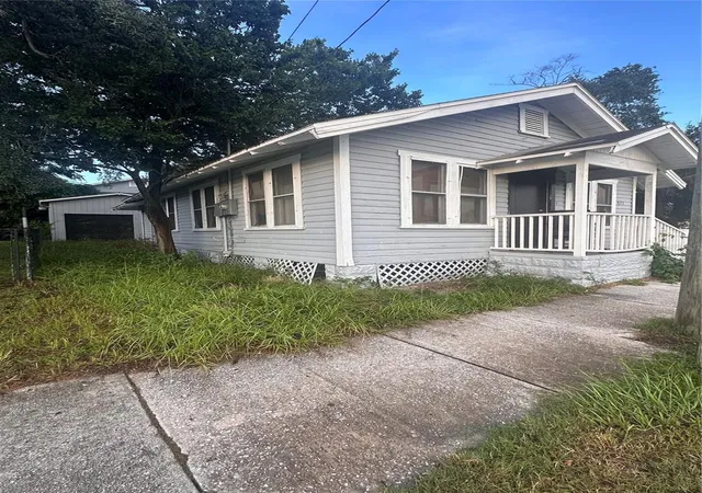 Homes for sale in Daytona Beach, FL | 821 N Ridgewood Ave, Daytona Beach, FL 32114 | MLS# O6423390