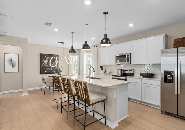 Photo 3 of Single family home for sale at 10740 Leafy Laurel St, Orlando, FL 32829 | MLS# O6423393 | Listing updated on 2026-09-15