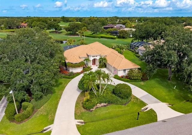 Photo 1 of Single family home for sale at 2528 Tom Morris Dr, Sarasota, FL 34240 | MLS# A4699406 | Listing updated on 2026-09-01