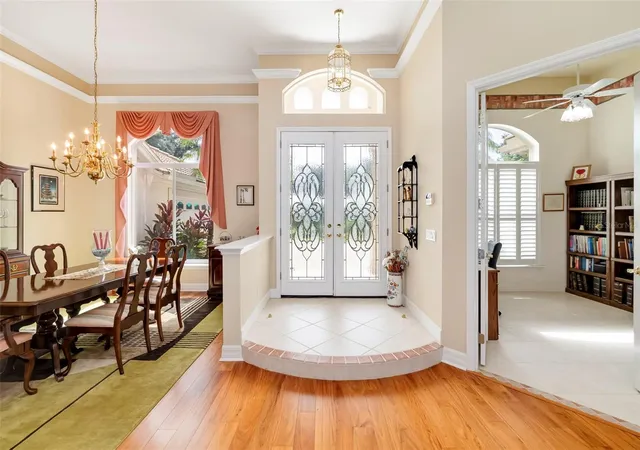 Photo 3 of Single family home for sale at 2528 Tom Morris Dr, Sarasota, FL 34240 | MLS# A4699406 | Listing updated on 2026-09-01