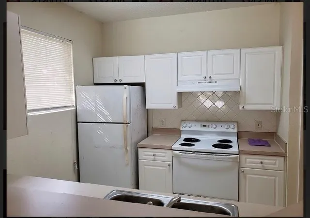 Photo 3 of Condo for sale at 18001 Richmond Pl Dr #525, Tampa, FL 33647 | MLS# TB8527115 | Listing updated on 2026-07-18