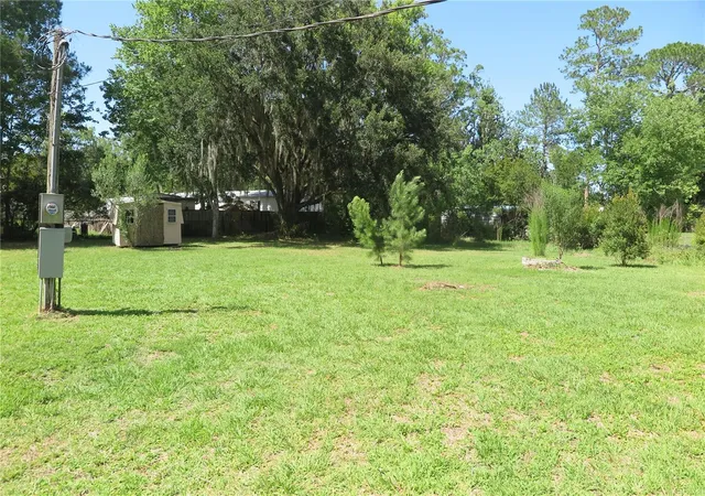 Homes for sale in Satsuma, FL | 108 Pineshore Dr, Satsuma, FL 32189 | MLS# GC541793