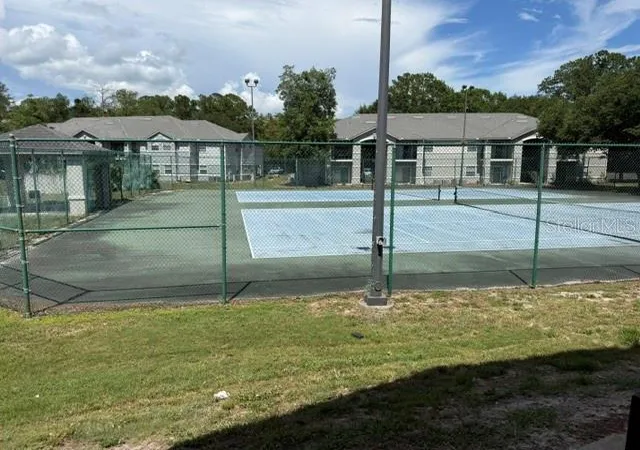 17th image of 3705 Sw 27th St #1015, Gainesville, FL 32608 | MLS# OM728099