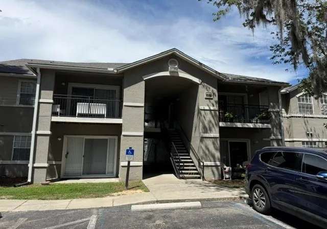 2nd image of 3705 Sw 27th St #1015, Gainesville, FL 32608 | MLS# OM728099