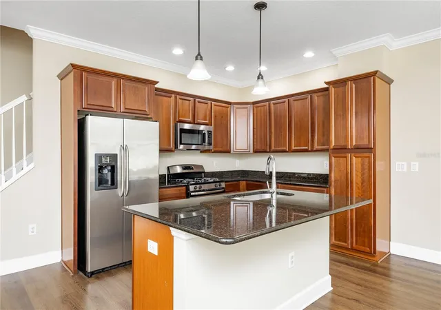 Photo 3 of Townhouse for sale at 6112 Fishhawk Xing Blvd, Lithia, FL 33547 | MLS# TB8527129 | Listing updated on 2026-09-18