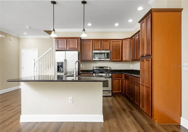 Photo 4 of Townhouse for sale at 6112 Fishhawk Xing Blvd, Lithia, FL 33547 | MLS# TB8527129 | Listing updated on 2026-09-18