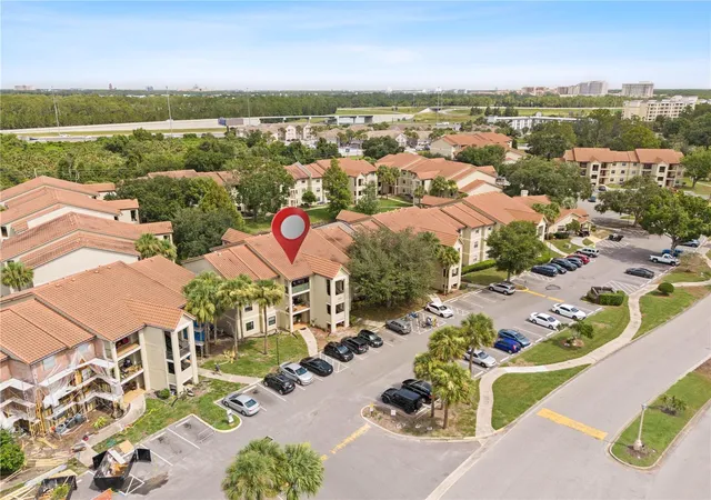 2nd image of 3004Th Pkwy Blvd, KISSIMMEE, FL 34747
