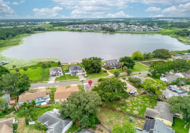2nd image of 294 Lake Doe Blvd, Apopka, FL 32703 | MLS# TB8527156