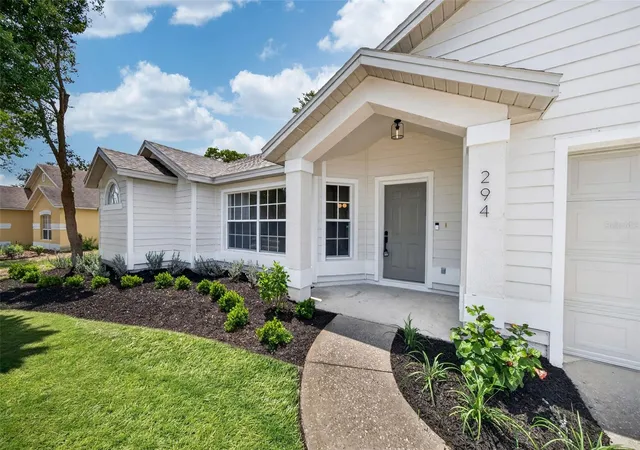 3rd image of 294 Lake Doe Blvd, Apopka, FL 32703 | MLS# TB8527156