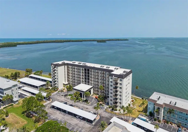 1st image of 9 Haig Pl #704, Dunedin, FL 34698 | MLS# TB8527158