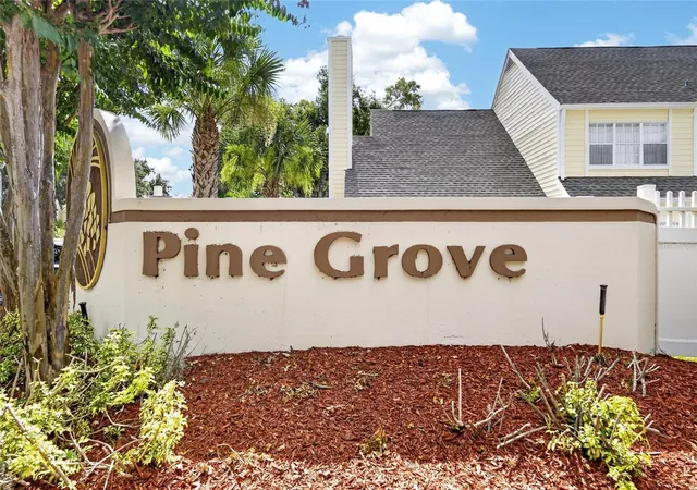3rd image of 1214 Big Pine Dr, Valrico, FL 33596 | MLS# TB8527163