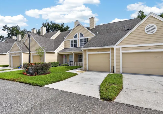 4th image of 1214 Big Pine Dr, Valrico, FL 33596 | MLS# TB8527163