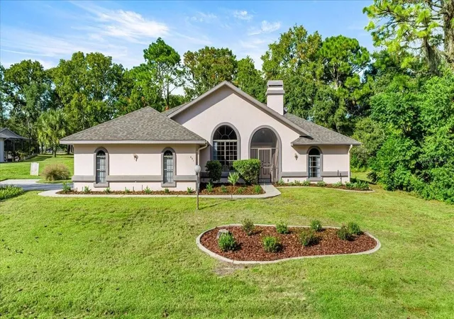 Photo 1 of Single family home for sale at 631 E Liberty St, Hernando, FL 34442 | MLS# OM728102 | Listing updated on 2026-08-15