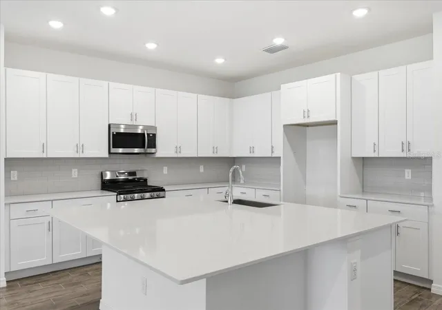 2nd image of 3094 Windswept Wy, Wildwood, FL 34785 | MLS# O6423439