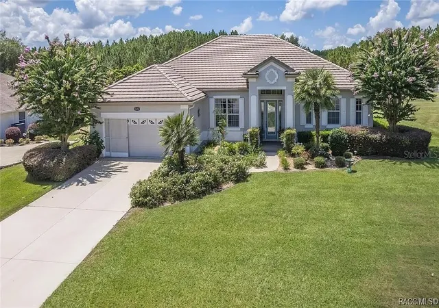 Homes for sale in Inverness, FL | 1626 E Gate Dancer Cir, Inverness, FL 34453 | MLS# OM728103