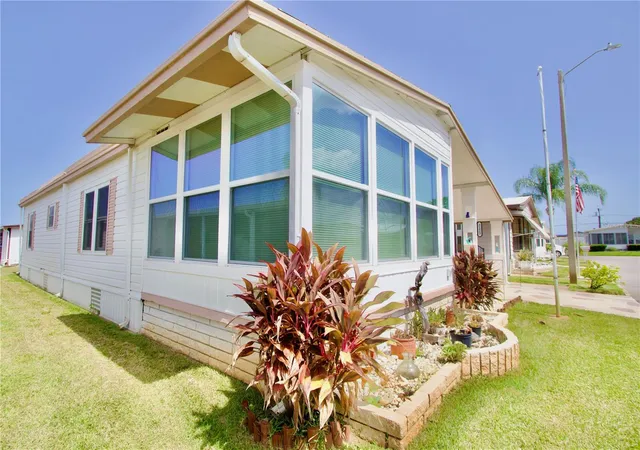 20th image of 2123 Oahu Dr, Holiday, FL 34691 | MLS# W7887460
