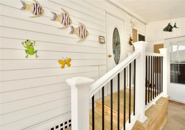 3rd image of 2123 Oahu Dr, Holiday, FL 34691 | MLS# W7887460