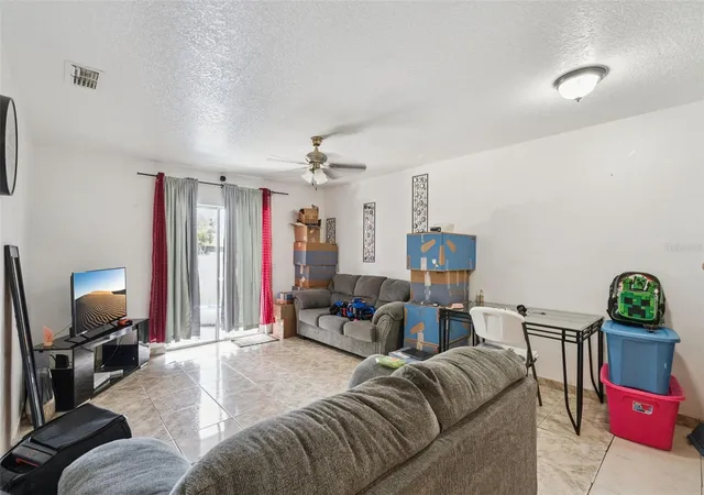 4th image of 6833 Longmeade Ln, Orlando, FL 32822 | MLS# O6423441