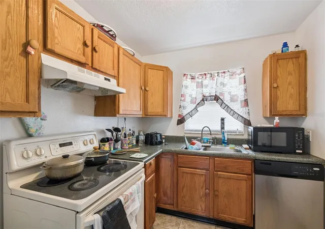 5th image of 6833 Longmeade Ln, Orlando, FL 32822 | MLS# O6423441