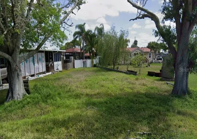 Photo 1 of Land for sale at 179 Sportsman Dr, Welaka, FL 32193 | MLS# FC319823 | Listing updated on 2026-07-10