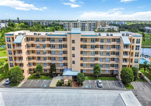 1st image of 4550 Pinebrook Cir #605, Bradenton, FL 34209 | MLS# A4699417