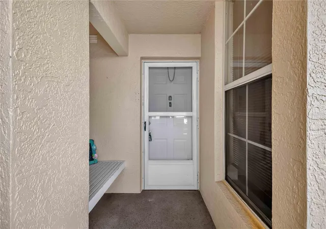 4th image of 4550 Pinebrook Cir #605, Bradenton, FL 34209 | MLS# A4699417
