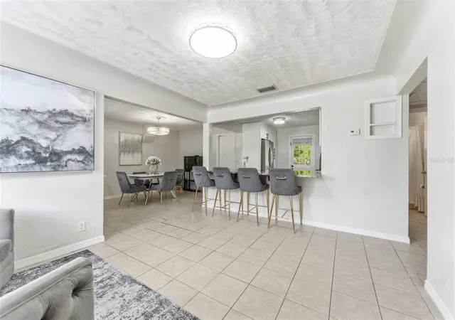 Photo 4 of Sale Pending at 4610 71st Street N, Saint Petersburg, FL 33709 | MLS# TB8527179 | Listing updated on 2026-10-03