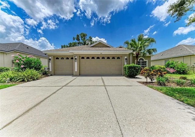 3rd image of 3114 38Th Ter E, Bradenton, FL 34208 | MLS# A4699420